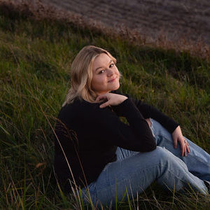 Meet your Posher, Genevieve